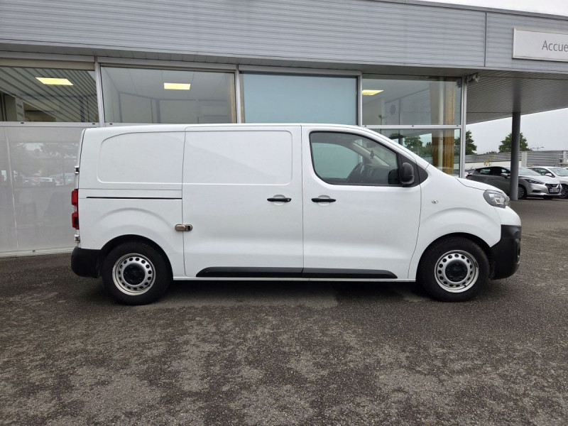 Photo 3 de l'offre de Peugeot Expert (3) 15825 euros HT BLUEHDI 150 S&S STANDARD Asphalt à 18990€ chez Carlyss automobiles Vitré