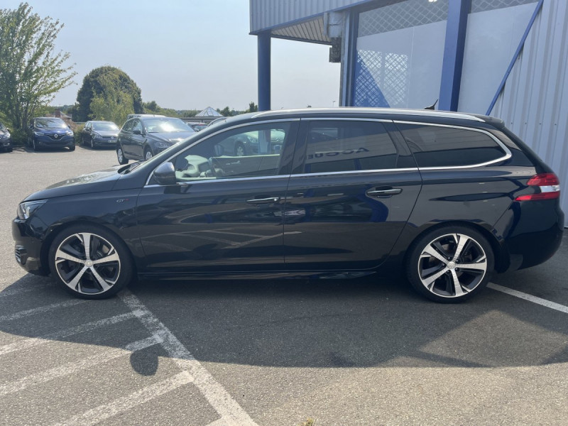 Photo 3 de l'offre de PEUGEOT 308 SW (2) 2.0 BlueHDi 180 EAT6 GT à 14490€ chez Carlyss automobiles Vitré
