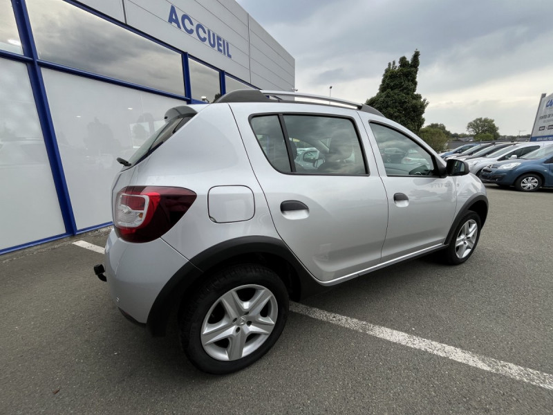 Photo 4 de l'offre de Dacia Sandero (2) Stepway Prestige TCe 90 à 8990€ chez Carlyss automobiles Vitré