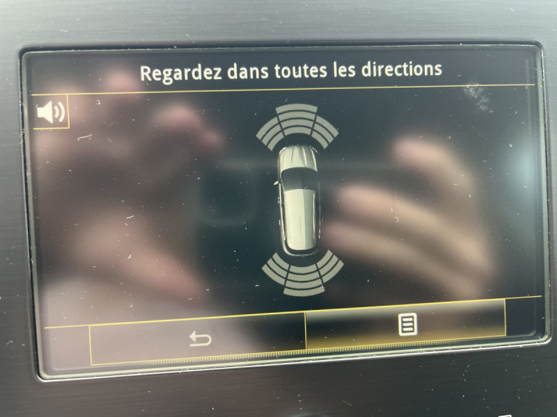 Photo 14 de l'offre de Renault Mégane Estate (4) Business Energy dCi 130 à 14990€ chez Carlyss automobiles Vitré