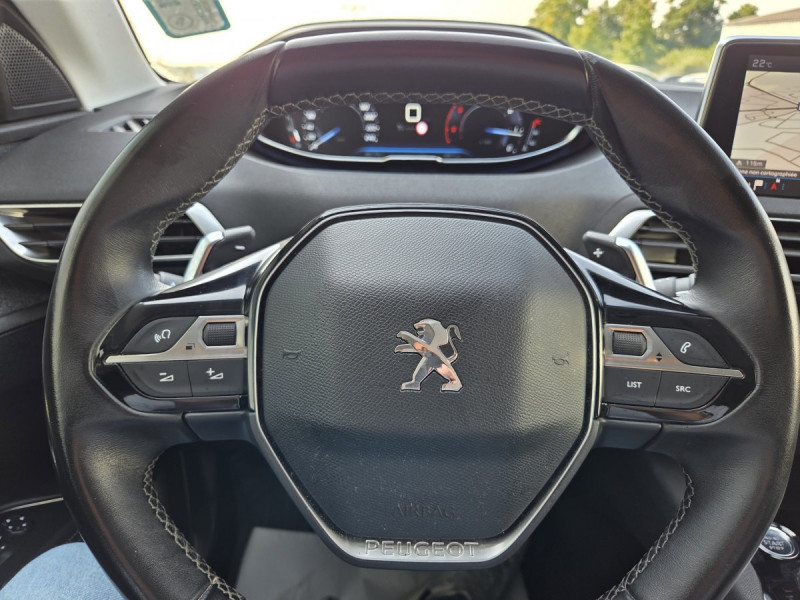 Photo 9 de l'offre de PEUGEOT 5008 (2) BlueHDi 130 S&S EAT8 ALLURE BUSINESS à 19790€ chez Carlyss automobiles Vitré