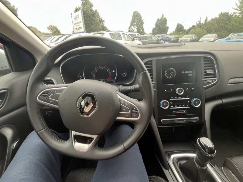 Photo 8 de l'offre de Renault Mégane Estate (4) Business Energy dCi 130 à 14990€ chez Carlyss automobiles Vitré