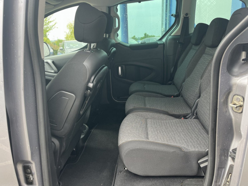 Photo 6 de l'offre de Citroën Berlingo Multispace (2) BlueHDi 120 S&S BVM6 Shine à 13990€ chez Carlyss automobiles Vitré