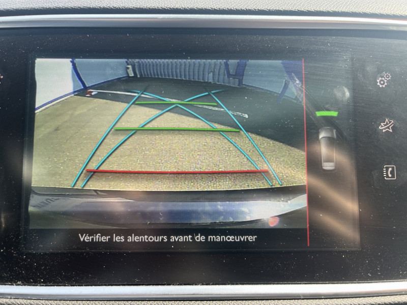 Photo 19 de l'offre de PEUGEOT 308 SW (2) 2.0 BlueHDi 180 EAT6 GT à 14490€ chez Carlyss automobiles Vitré