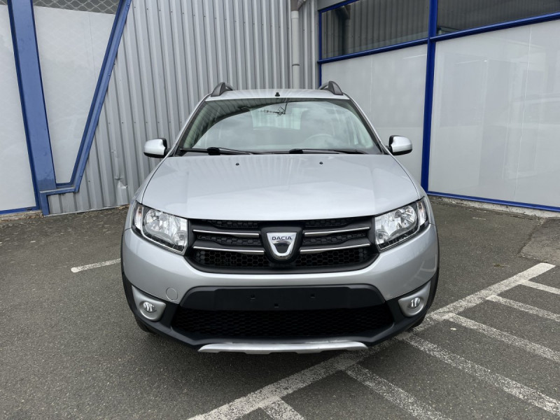 Photo 2 de l'offre de Dacia Sandero (2) Stepway Prestige TCe 90 à 8990€ chez Carlyss automobiles Vitré