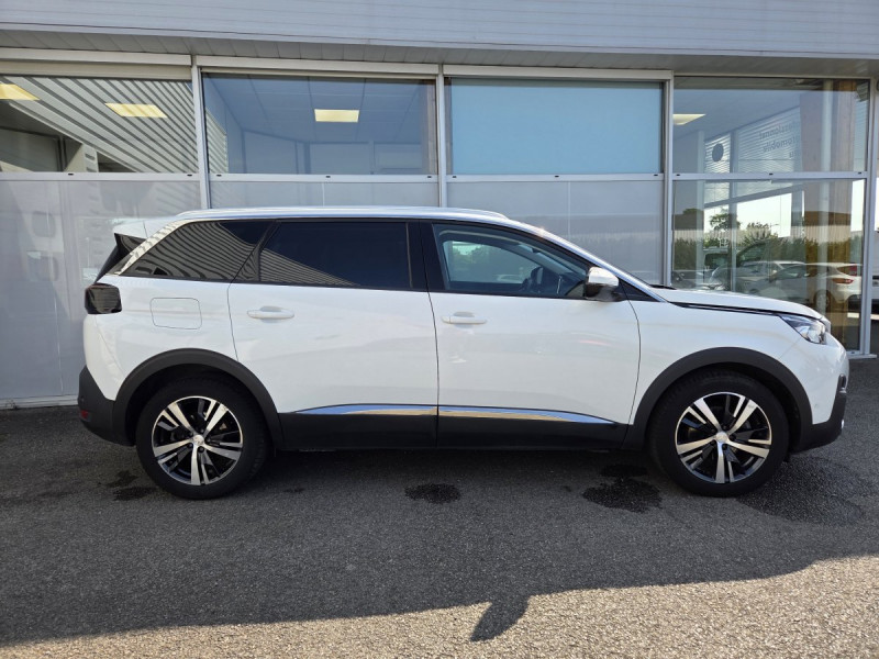 Photo 3 de l'offre de PEUGEOT 5008 (2) BlueHDi 130 S&S EAT8 ALLURE BUSINESS à 19790€ chez Carlyss automobiles Vitré