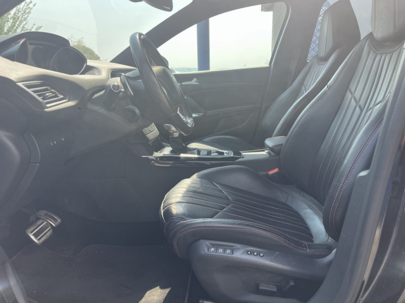 Photo 7 de l'offre de PEUGEOT 308 SW (2) 2.0 BlueHDi 180 EAT6 GT à 14490€ chez Carlyss automobiles Vitré
