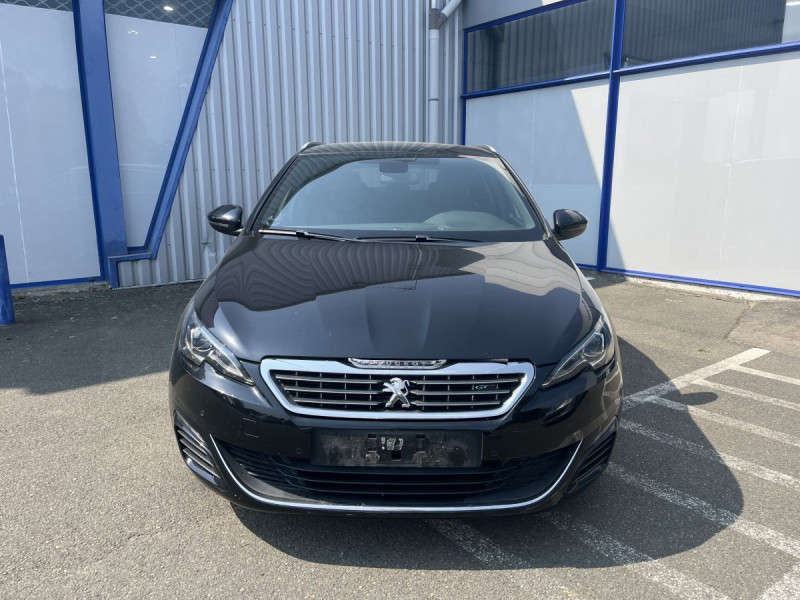 Photo 2 de l'offre de PEUGEOT 308 SW (2) 2.0 BlueHDi 180 EAT6 GT à 14490€ chez Carlyss automobiles Vitré