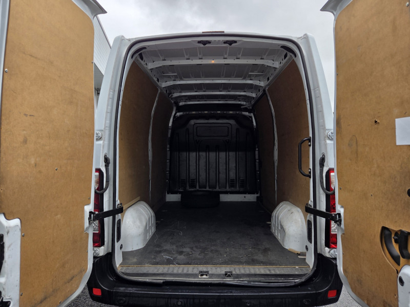 Photo 5 de l'offre de Renault Master (3) 19158 euros HT FG F3500 L2H2 Blue dCi 135 à 22990€ chez Carlyss automobiles Vitré