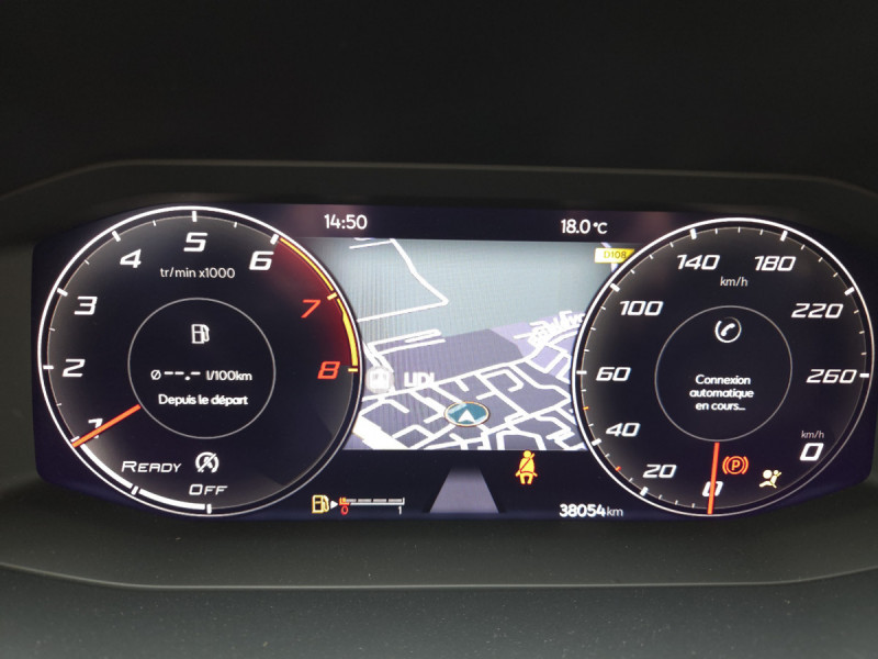 Photo 14 de l'offre de Seat Leon (4) 1.0 TSI 110 S&S Style à 17290€ chez Carlyss automobiles Vitré