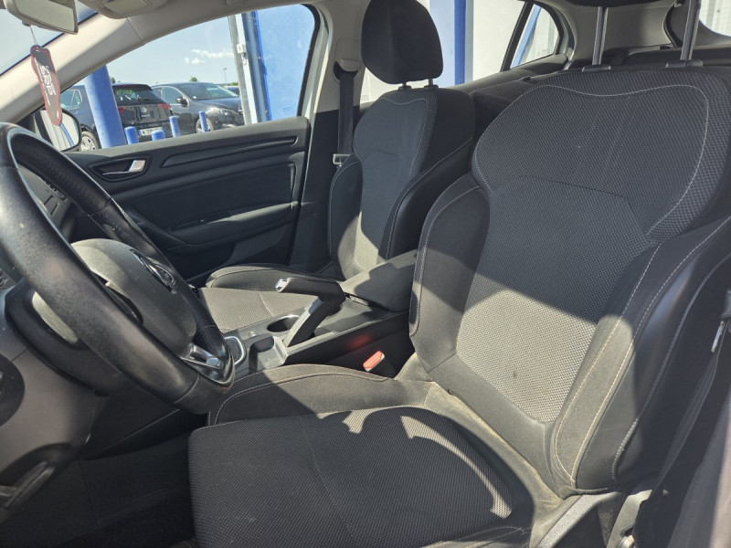 Photo 7 de l'offre de Renault Mégane Société (4) Air Nav 2P Energy dCi 90 à 7990€ chez Carlyss automobiles Vitré