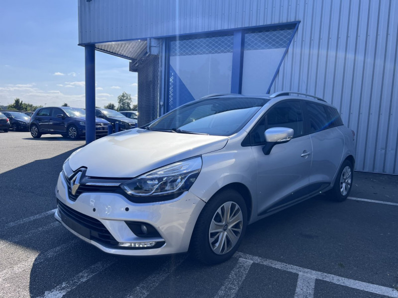 Photo 2 de l'offre de Renault Clio Estate (4) Business dCi 90 - 18 à 12990€ chez Carlyss automobiles Vitré