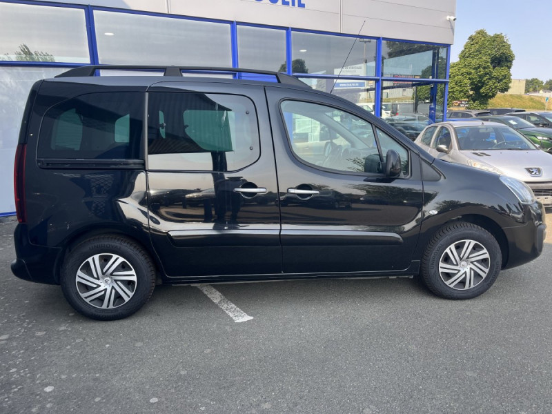 Photo 5 de l'offre de Citroën Berlingo Multispace (2) BlueHDi 100 S&S ETG6 Feel à 14790€ chez Carlyss automobiles Vitré