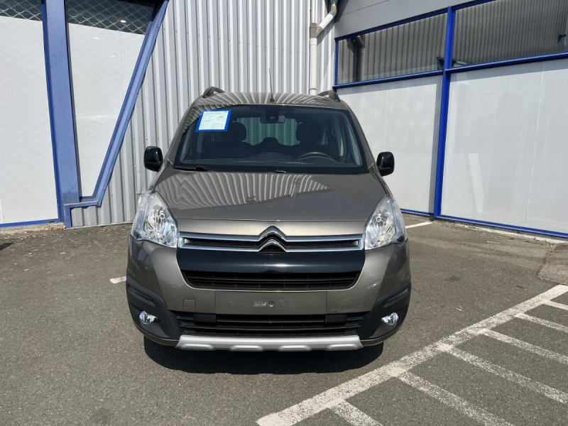 Photo 2 de l'offre de Citroën Berlingo Multispace (2) BlueHDi 120 S&S BVM6 Shine à 13990€ chez Carlyss automobiles Vitré