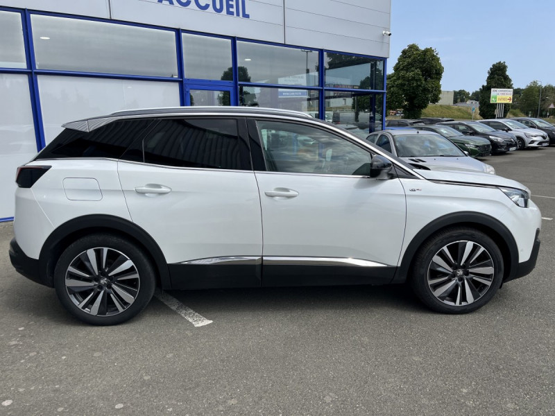 Photo 5 de l'offre de PEUGEOT 3008 (2) BlueHDi 180 S&S EAT8 GT à 22490€ chez Carlyss automobiles Vitré