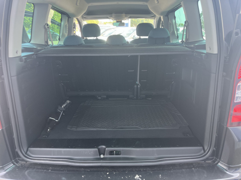 Photo 15 de l'offre de Citroën Berlingo Multispace (2) BlueHDi 100 S&S ETG6 Feel à 14790€ chez Carlyss automobiles Vitré