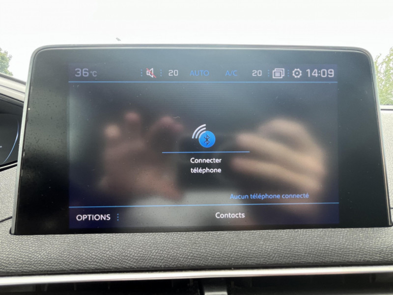 Photo 11 de l'offre de PEUGEOT 3008 (2) BlueHDi 180 S&S EAT8 GT à 22490€ chez Carlyss automobiles Vitré