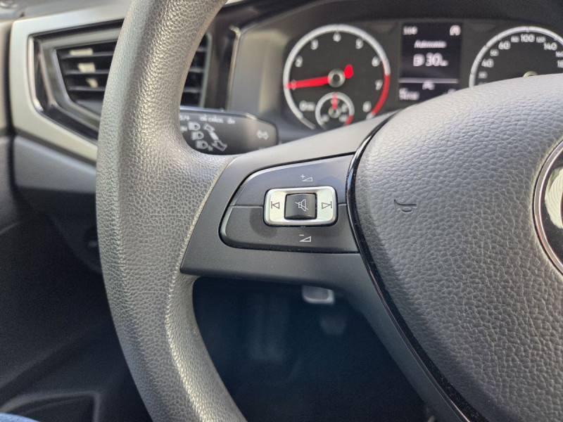 Photo 19 de l'offre de Volkswagen Polo (6) 1.0 80 Lounge à 12490€ chez Carlyss automobiles Vitré