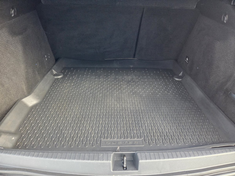 Photo 18 de l'offre de DACIA Duster (2) Confort dCi 110 4x2 à 11990€ chez Carlyss automobiles Vitré