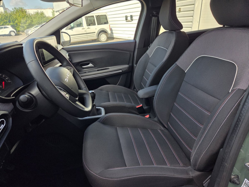 Photo 7 de l'offre de Dacia Jogger 7 Places Extreme+ Tce 110 à 19990€ chez Carlyss automobiles Vitré