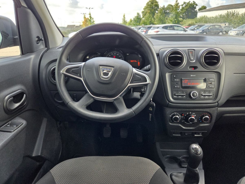 Photo 5 de l'offre de Dacia Lodgy 7 Places Essentiel Blue dCi 95 à 13490€ chez Carlyss automobiles Vitré