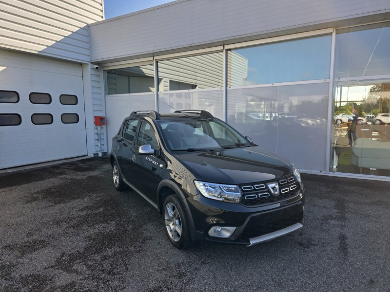 Photo 1 de l'offre de Dacia Sandero (2) Urban Stepway Sce 75 à 9990€ chez Carlyss automobiles Vitré