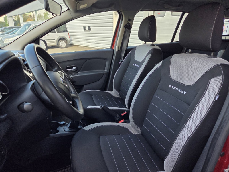Photo 6 de l'offre de Dacia Logan MCV (2) Stepway TCe 90 E6C à 10490€ chez Carlyss automobiles Vitré
