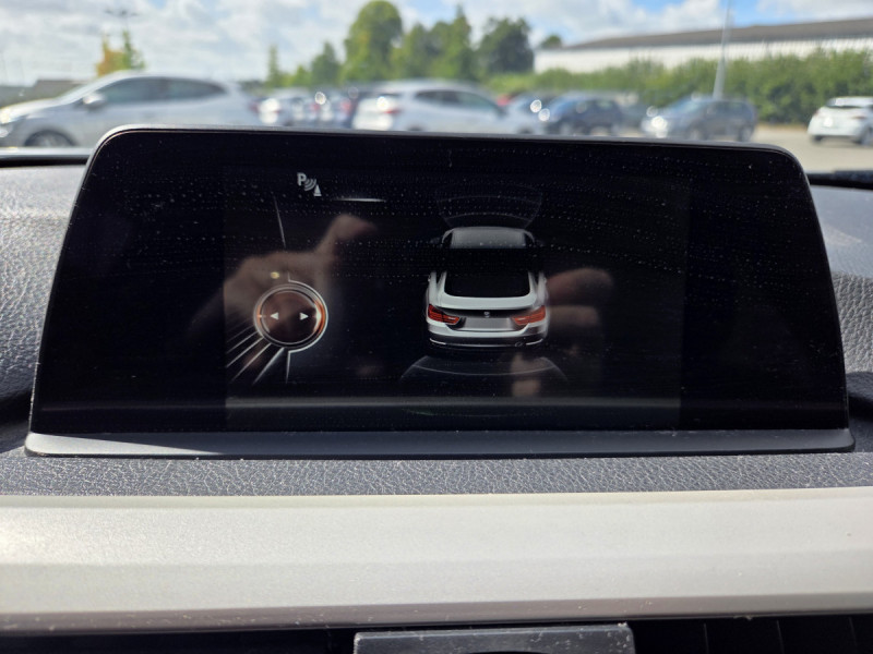 Photo 12 de l'offre de BMW Série 4 Gran Coupé 418d 150ch Business BVA8 à 17990€ chez Carlyss automobiles Vitré