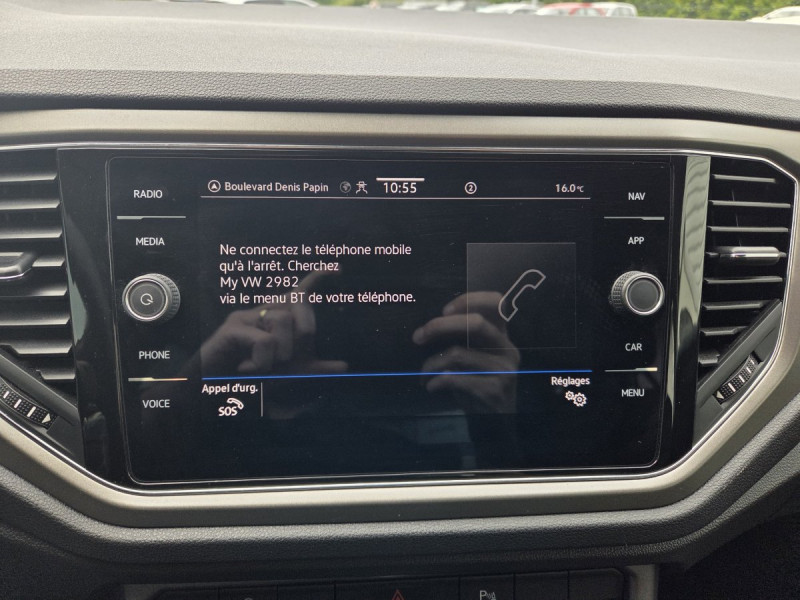 Photo 14 de l'offre de VOLKSWAGEN T-Roc 2.0 TDI 150 LOUNGE BUSINESS DSG7 à 19990€ chez Carlyss automobiles Vitré