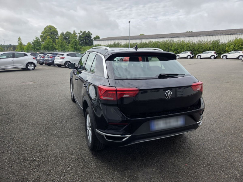Photo 3 de l'offre de VOLKSWAGEN T-Roc 2.0 TDI 150 LOUNGE BUSINESS DSG7 à 19990€ chez Carlyss automobiles Vitré