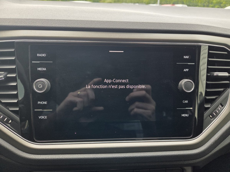 Photo 16 de l'offre de VOLKSWAGEN T-Roc 2.0 TDI 150 LOUNGE BUSINESS DSG7 à 19990€ chez Carlyss automobiles Vitré