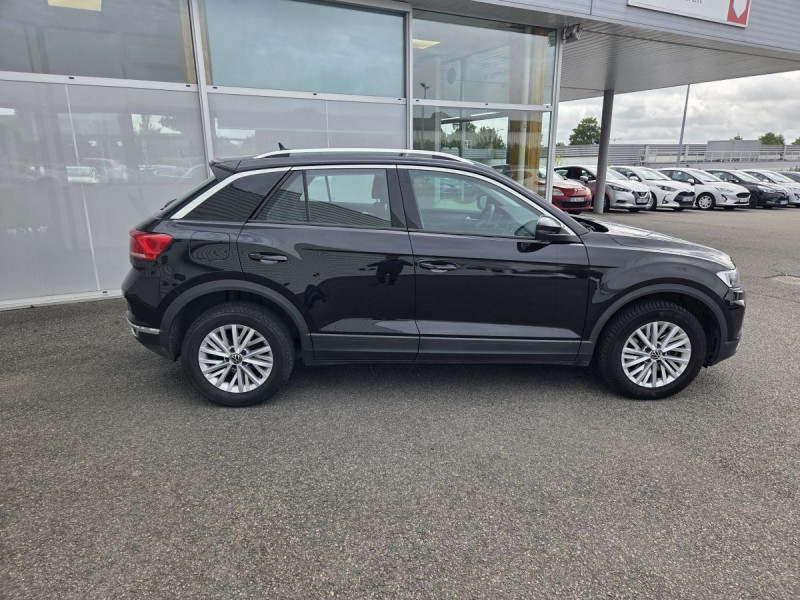 Photo 5 de l'offre de VOLKSWAGEN T-Roc 2.0 TDI 150 LOUNGE BUSINESS DSG7 à 19990€ chez Carlyss automobiles Vitré