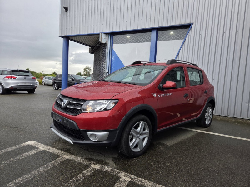 Photo 2 de l'offre de Dacia Sandero (2) Stepway Prestige TCe 90 à 8490€ chez Carlyss automobiles Vitré