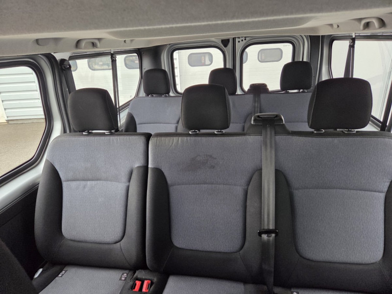 Photo 12 de l'offre de Opel Vivaro (2) 1.6 CDTI 125 ECO S/S 2.9 L2H1 COMBI + à 16990€ chez Carlyss automobiles Vitré
