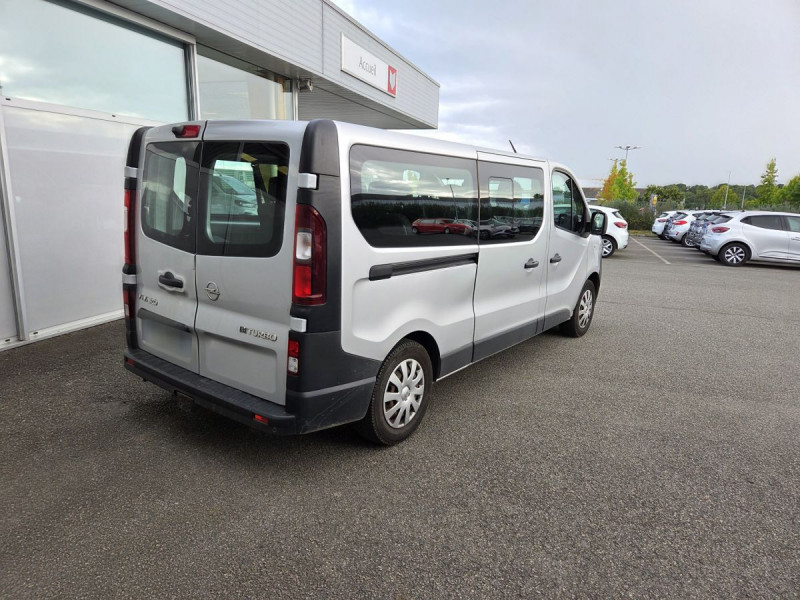 Photo 2 de l'offre de OPEL Vivaro 1.6 CDTI 125 ECO S/S 2.9 L2H1 PACK CLIM+ à 16990€ chez Carlyss automobiles Vitré