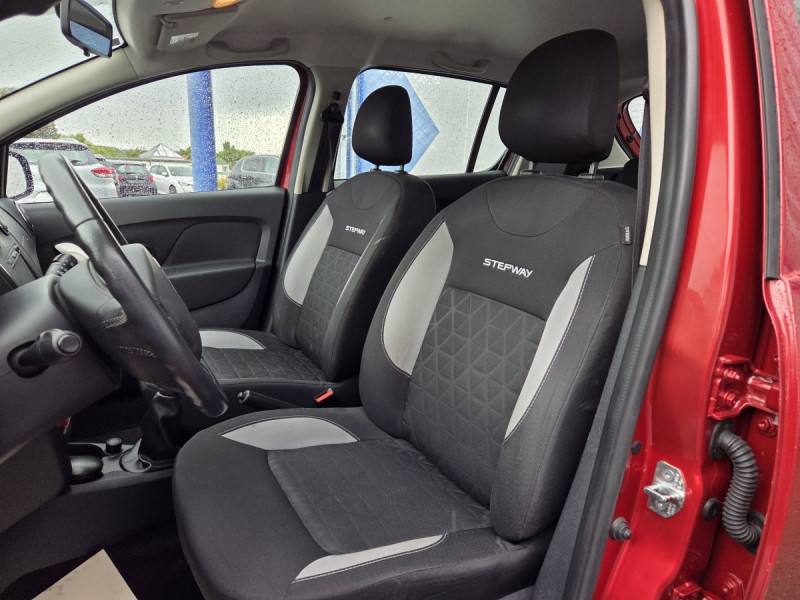 Photo 6 de l'offre de Dacia Sandero (2) Stepway Prestige TCe 90 à 8490€ chez Carlyss automobiles Vitré