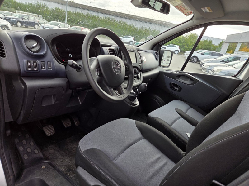 Photo 8 de l'offre de OPEL Vivaro 1.6 CDTI 125 ECO S/S 2.9 L2H1 PACK CLIM+ à 16990€ chez Carlyss automobiles Vitré