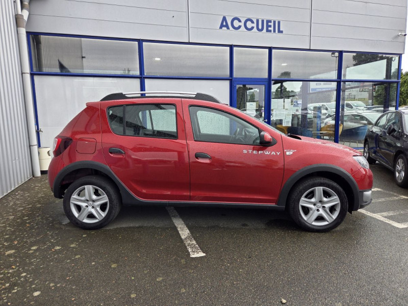 Photo 3 de l'offre de Dacia Sandero (2) Stepway Prestige TCe 90 à 8490€ chez Carlyss automobiles Vitré