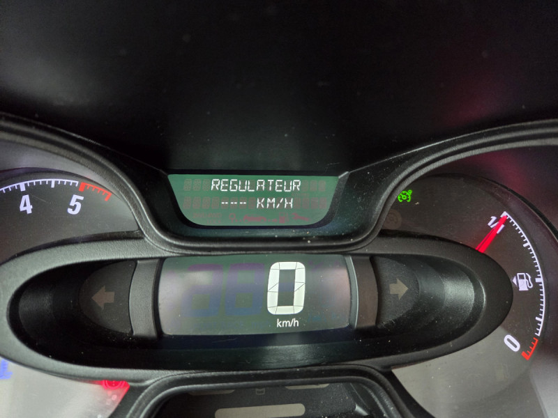 Photo 14 de l'offre de OPEL Vivaro 1.6 CDTI 125 ECO S/S 2.9 L2H1 PACK CLIM+ à 16990€ chez Carlyss automobiles Vitré