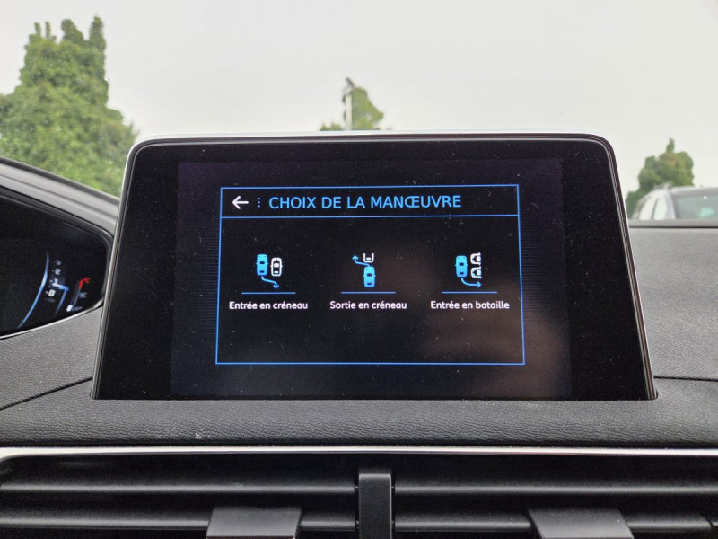 Photo 15 de l'offre de PEUGEOT 3008 (2) BlueHDi 180 S&S EAT8 GT à 23790€ chez Carlyss automobiles Vitré