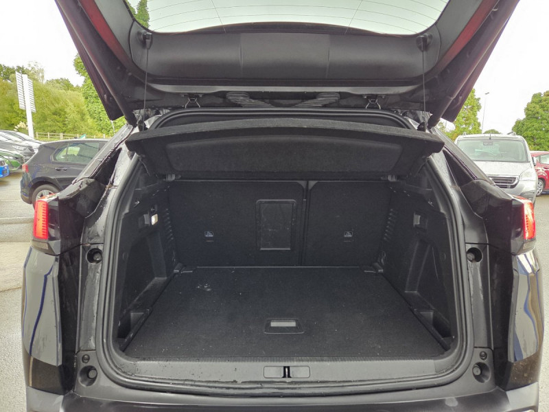 Photo 22 de l'offre de PEUGEOT 3008 (2) BlueHDi 180 S&S EAT8 GT à 23790€ chez Carlyss automobiles Vitré