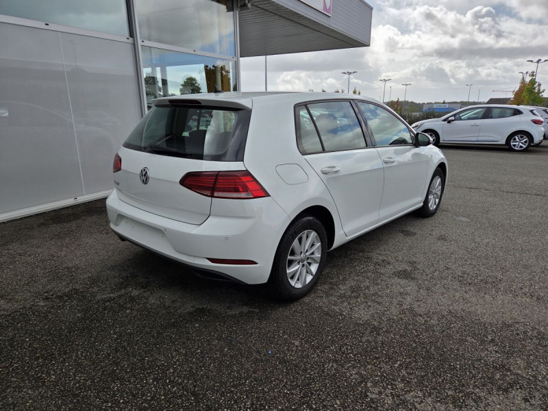 Photo 2 de l'offre de VOLKSWAGEN Golf (7) 1.6 TDI 115 BVM5 Trendline à 16490€ chez Carlyss automobiles Vitré