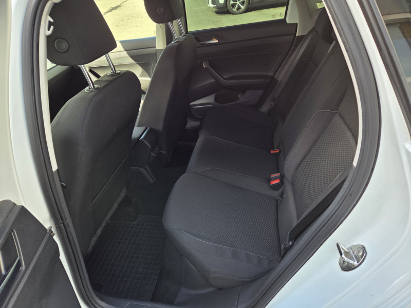 Photo 8 de l'offre de Volkswagen Polo (6) 1.6 TDI 95 Confortline à 13990€ chez Carlyss automobiles Vitré