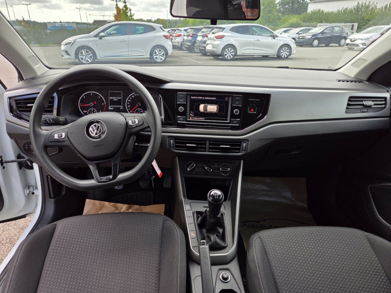 Photo 10 de l'offre de Volkswagen Polo (6) 1.6 TDI 95 Confortline à 14990€ chez Carlyss automobiles Vitré