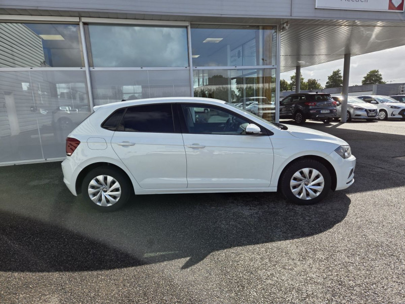 Photo 2 de l'offre de Volkswagen Polo (6) 1.6 TDI 95 Confortline à 13990€ chez Carlyss automobiles Vitré