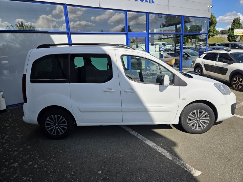 Photo 4 de l'offre de Peugeot Partner Tepee (2) 1.6 BlueHDi 100 S&S EGT6 Active à 15790€ chez Carlyss automobiles Vitré