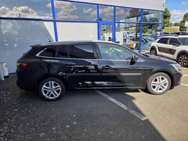 Photo 4 de l'offre de Renault Mégane Estate (4) Zen Energy dCi 130 à 12990€ chez Carlyss automobiles Vitré
