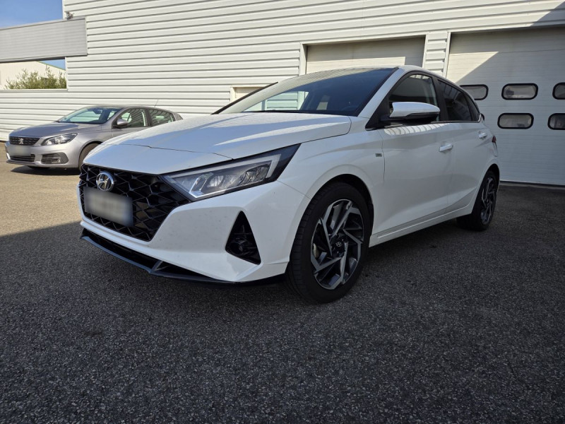 Photo 4 de l'offre de Hyundai i20 (3) 1.0 T-GDI 100 HYBRID 48V INTUITIVE DCT-7 à 16990€ chez Carlyss automobiles Vitré