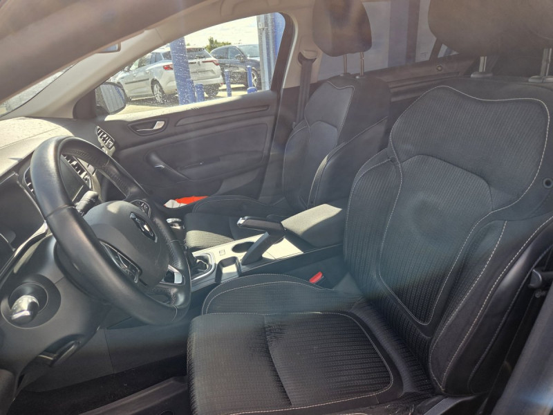 Photo 6 de l'offre de Renault Mégane Estate (4) Zen Energy dCi 130 à 12990€ chez Carlyss automobiles Vitré