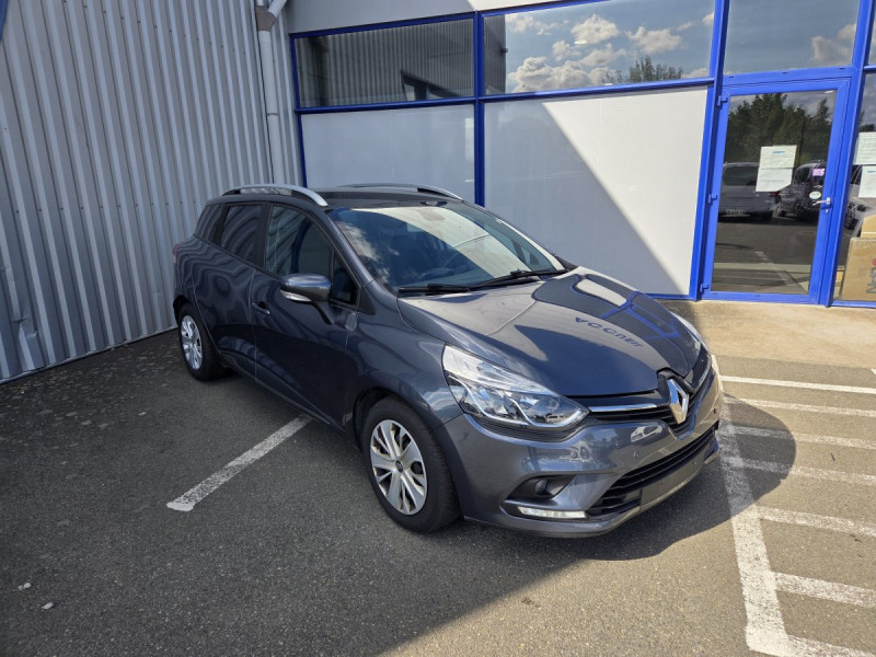Photo 1 de l'offre de Renault Clio Estate (4) Business dCi 90 à 10490€ chez Carlyss automobiles Vitré